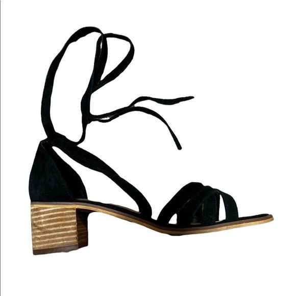 Steve Madden Women's Revere Black Suede Heel Sandal - Picture 3 of 6